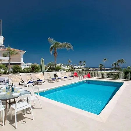 Med 16 Villa