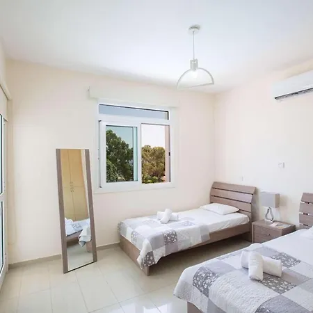 Villa Med 16 Protaras